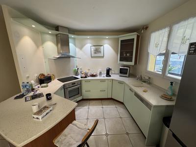 Maison - 135 m² - 6 pièces