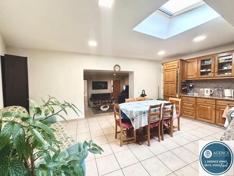 Maison - 122 m² - 6 pièces