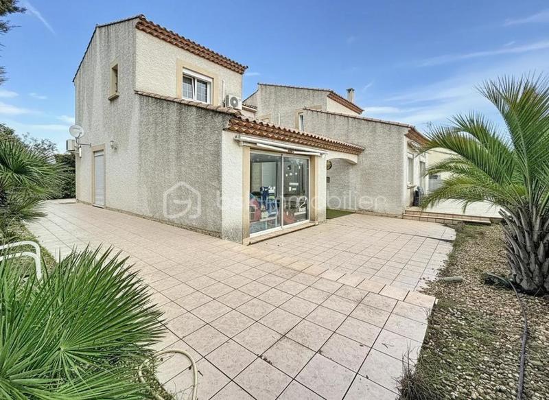 Villa - 210 m² - 6 pièces