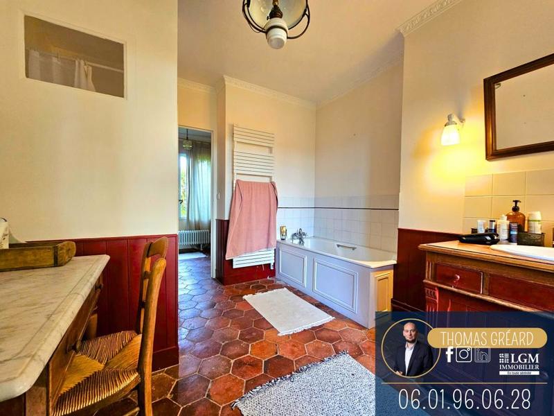 Longère - 240 m² - 8 pièces