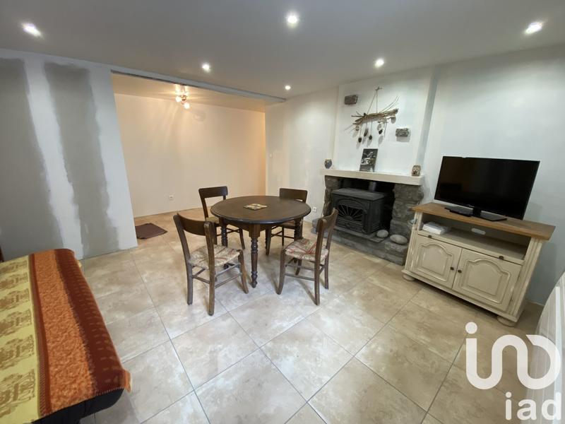 Maison - 96 m² - 3 pièces