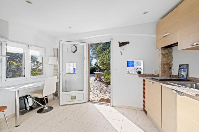 Villa - 195 m² - 6 pièces