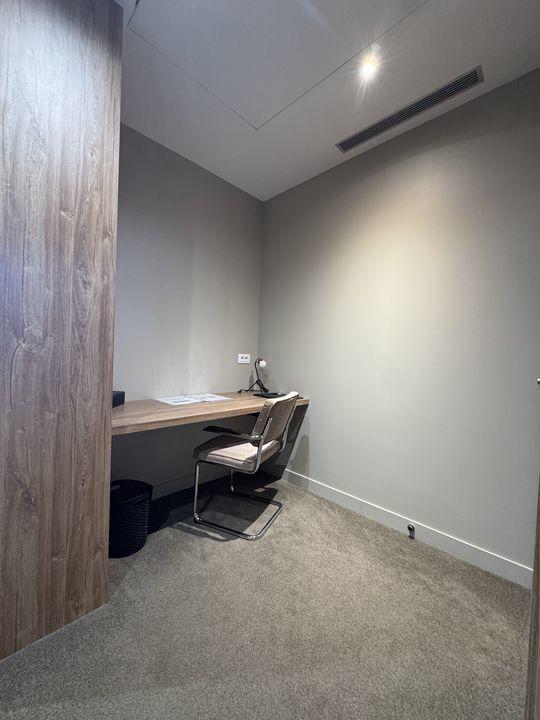 Bureau - 2 000 m² - 22 pièces