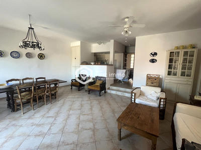 Maison - 104 m² - 4 pièces