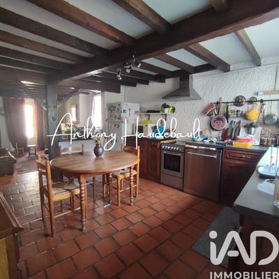 Maison - 93 m² - 5 pièces