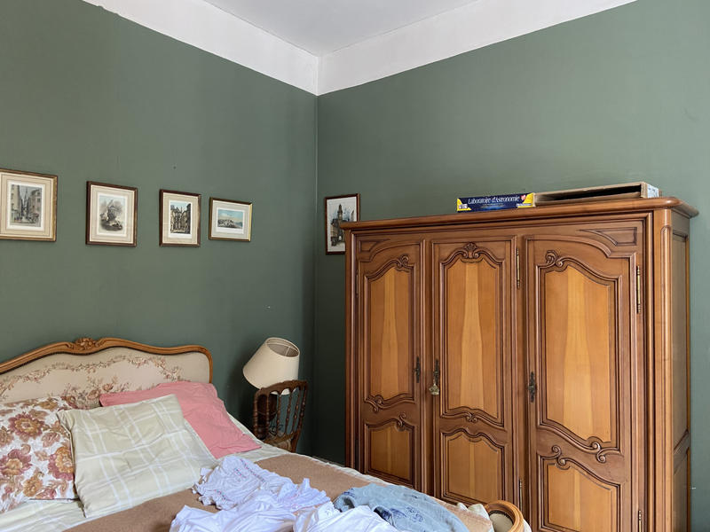 Maison - 370 m² - 12 pièces