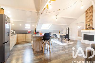 Loft - 83 m² - 3 pièces