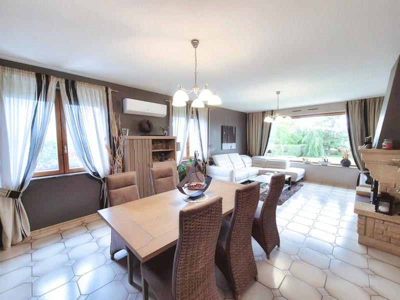 Maison - 163 m² - 6 pièces