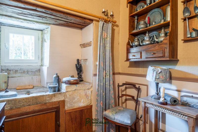 Château - 550 m² - 11 pièces