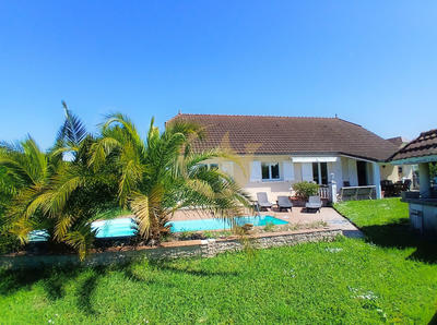 Maison - 144 m² - 5 pièces