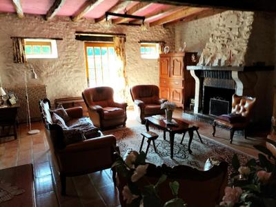 Maison - 226 m² - 6 pièces