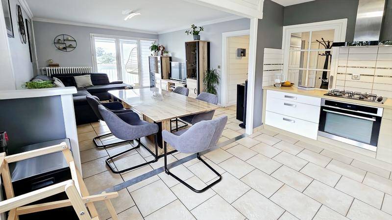 Appartement - 84 m² - 4 pièces