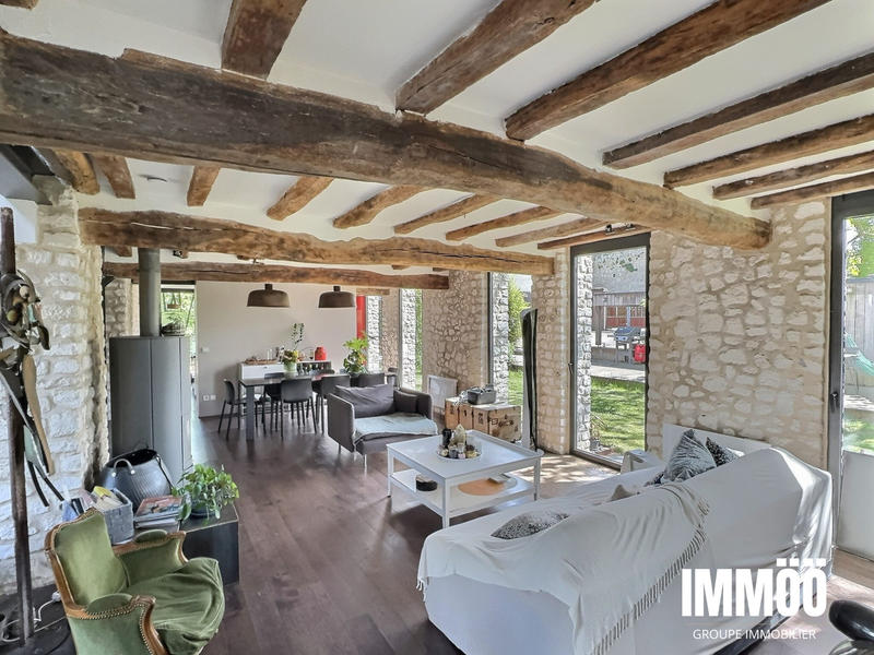 Maison contemporaine - 220 m² - 8 pièces