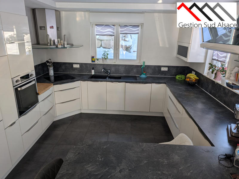 Maison - 138 m² - 6 pièces