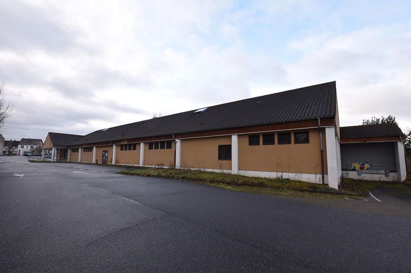 Local commercial - 1 002 m²