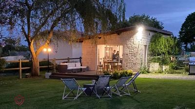 Propriété - 460 m² - 22 pièces