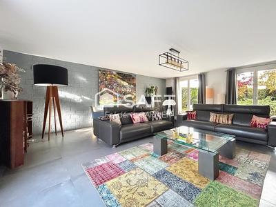 Maison - 202 m² - 7 pièces