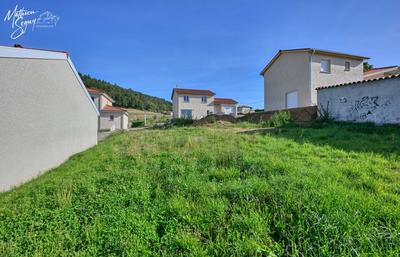 Terrain constructible - 737 m²