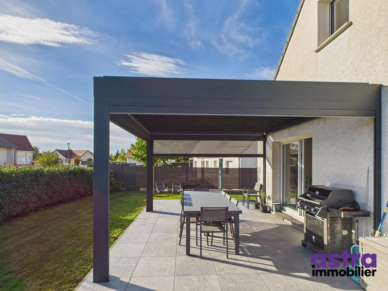 Maison - 108 m² - 6 pièces