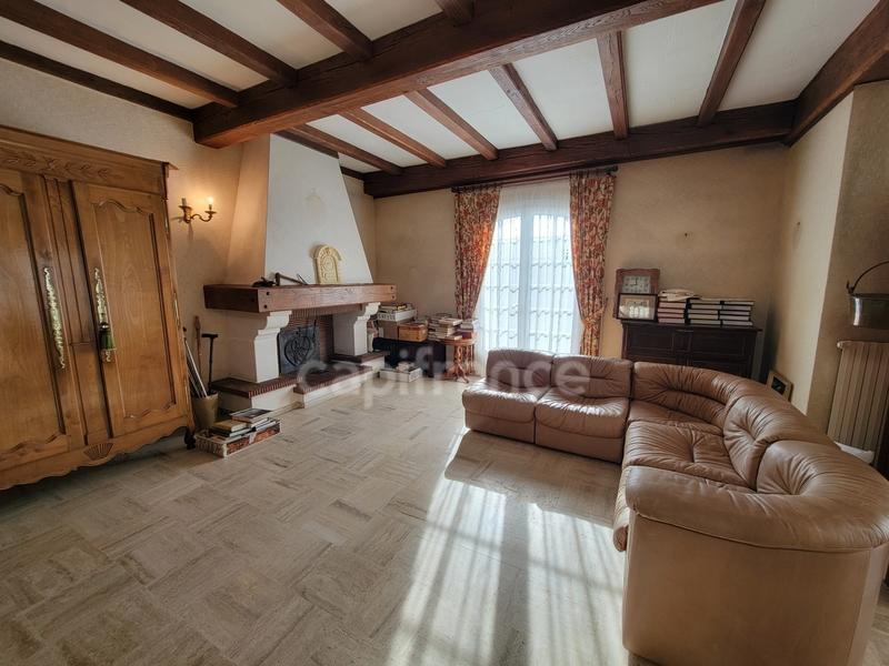Maison - 182 m² - 8 pièces