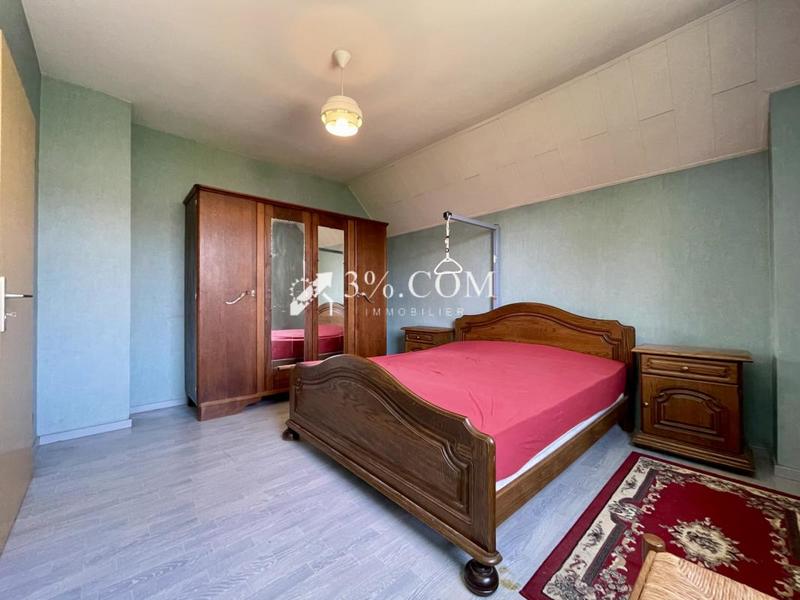 Maison - 92 m² - 5 pièces