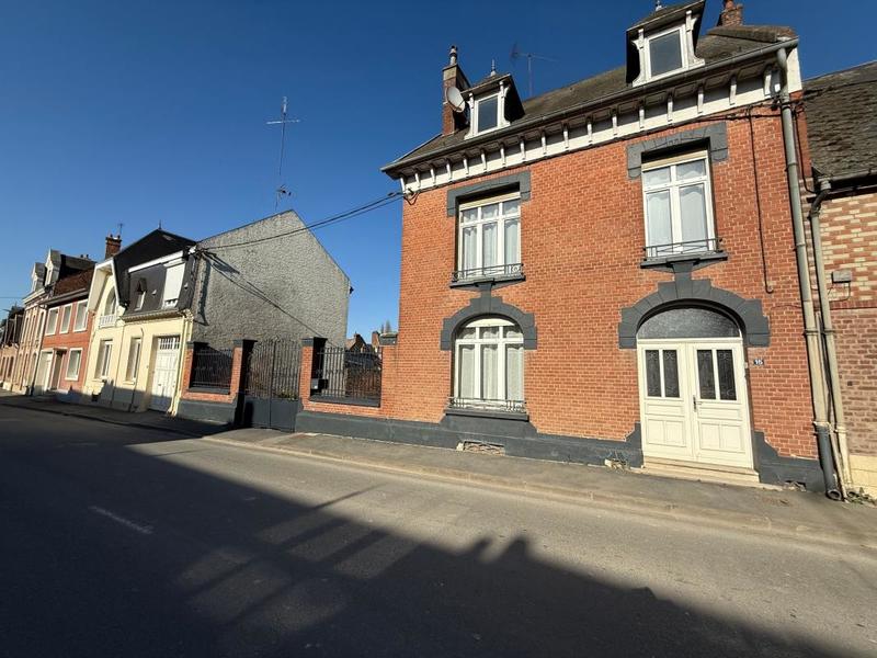 Maison - 140 m² - 3 pièces