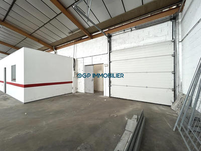 Local commercial - 228 m² - 3 pièces