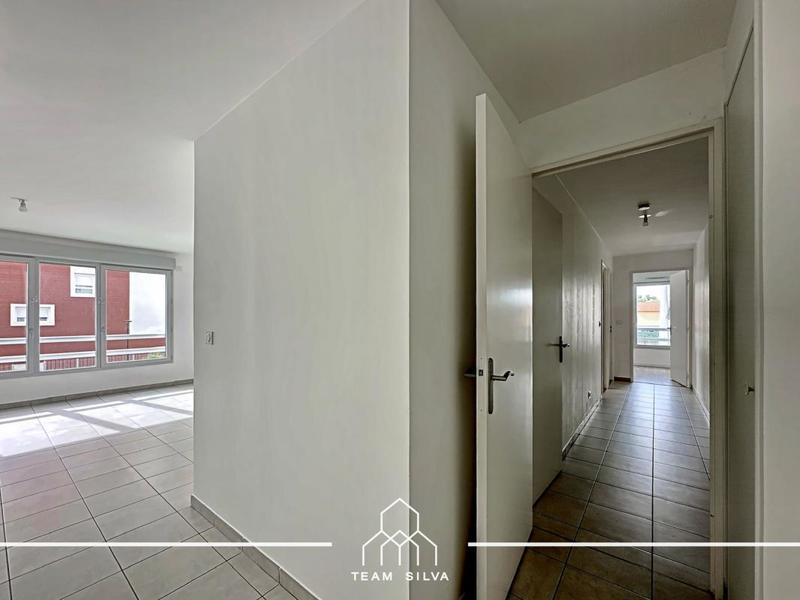 Appartement - 77 m² - 4 pièces