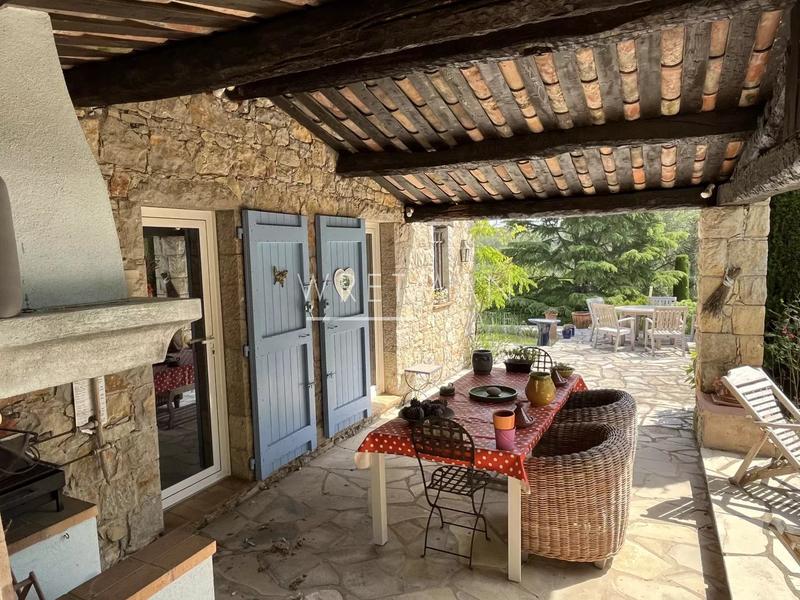 Villa - 177 m² - 6 pièces