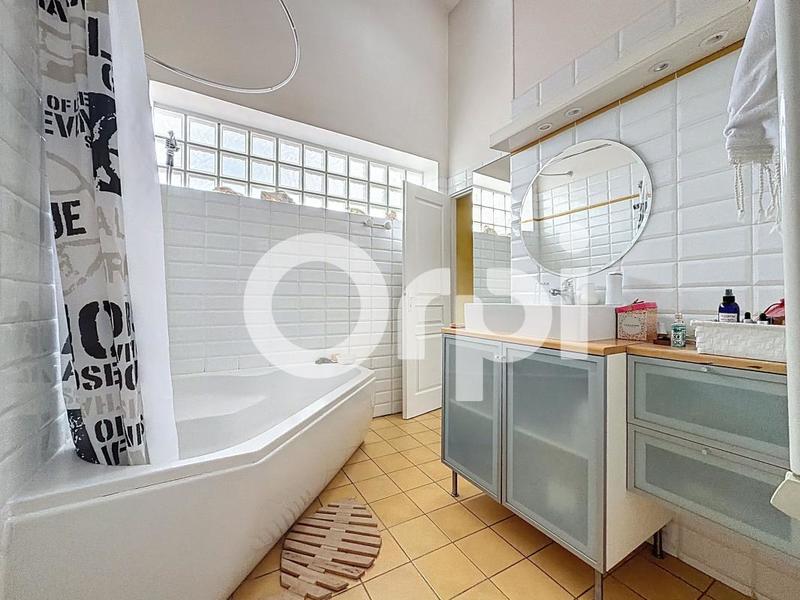 Maison - 107 m² - 4 pièces