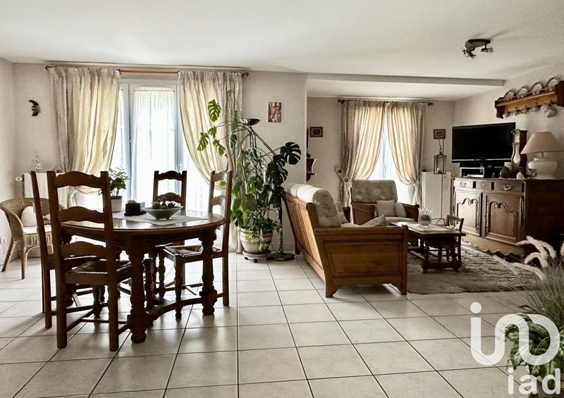 Maison - 96 m² - 6 pièces