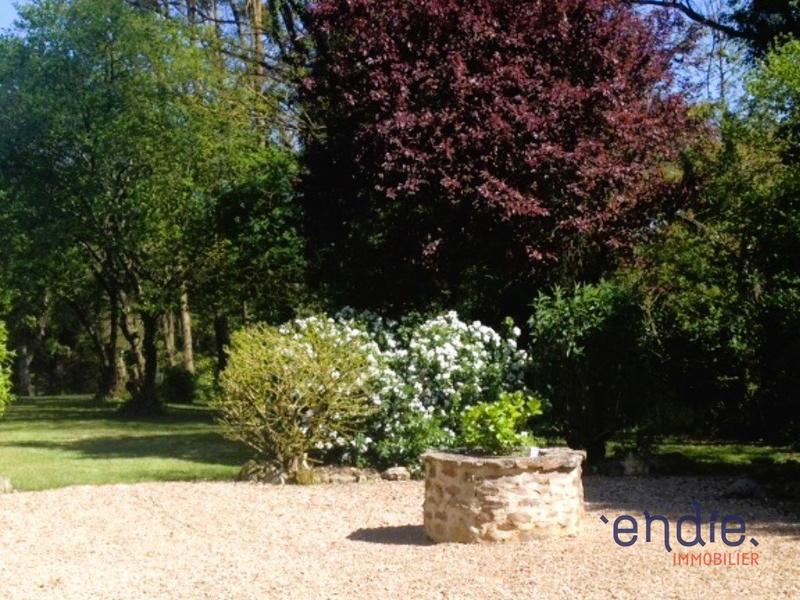 Maison - 385 m² - 11 pièces