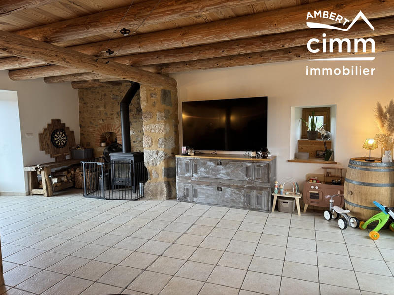 Maison - 177 m² - 9 pièces