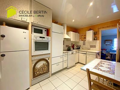 Maison - 97 m² - 3 pièces