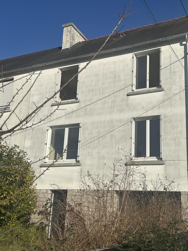 Maison - 94 m² - 5 pièces