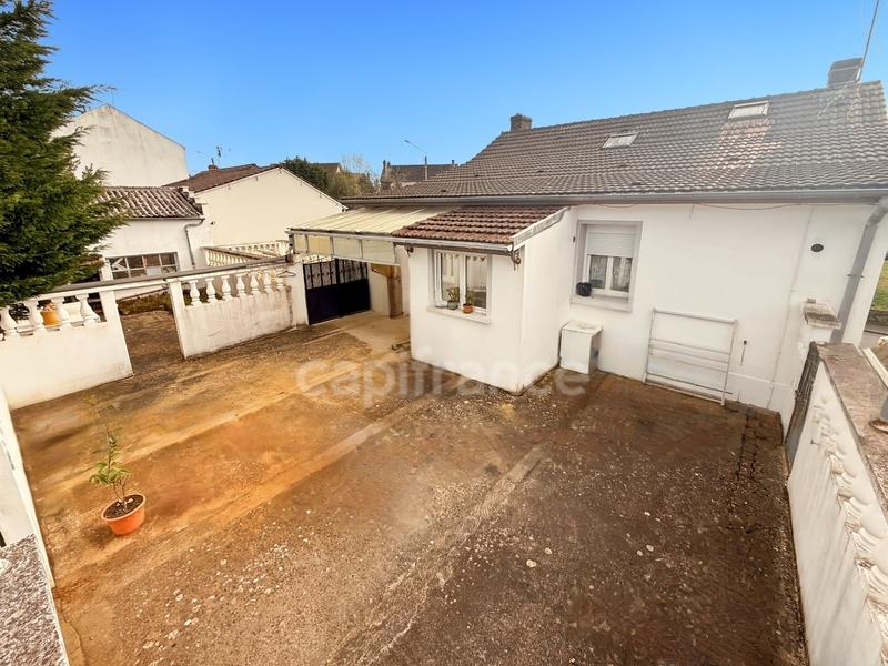 Immeuble - 193 m² - 9 pièces