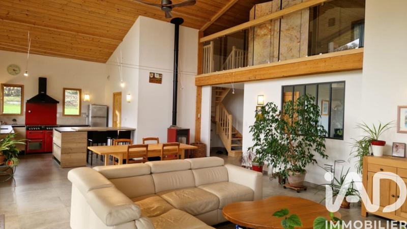 Maison - 148 m² - 6 pièces