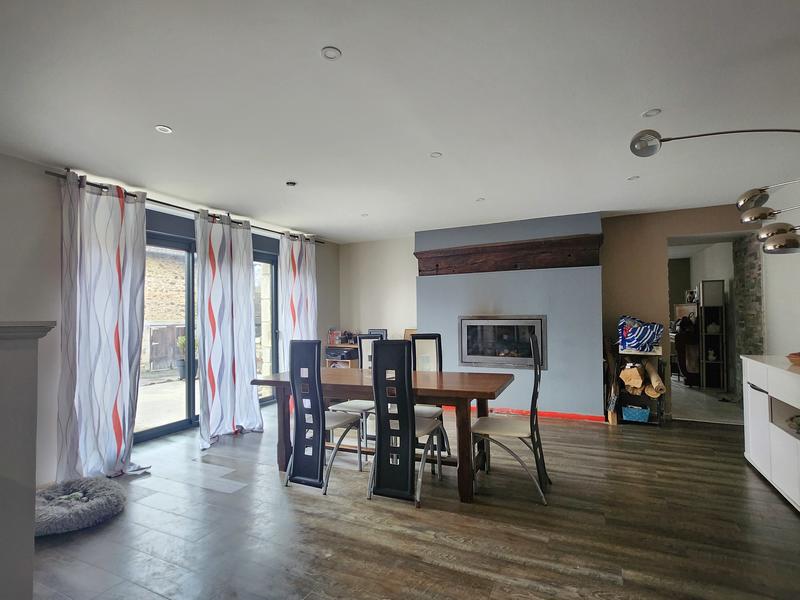 Maison - 172 m² - 7 pièces