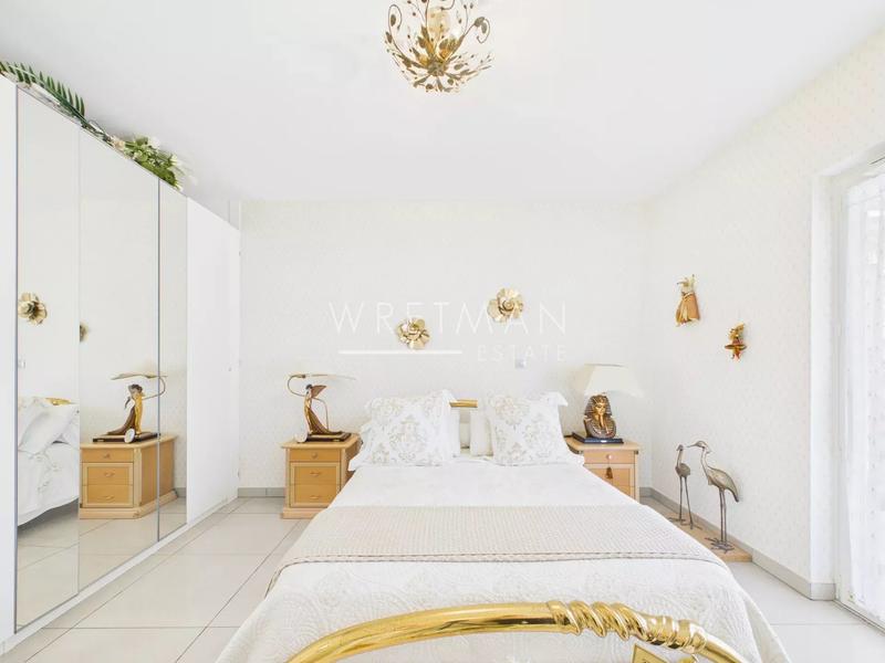 Appartement - 80 m² - 3 pièces