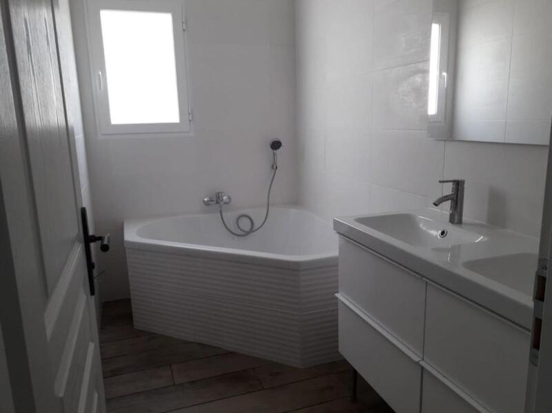 Villa - 99 m² - 5 pièces