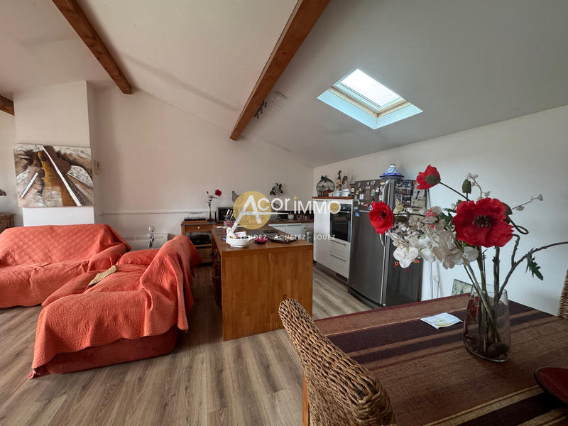 Appartement - 80 m² - 3 pièces