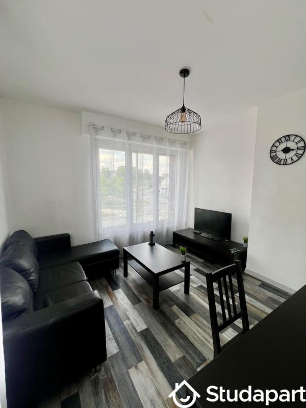 Chambre - 11 m² - 1 pièce