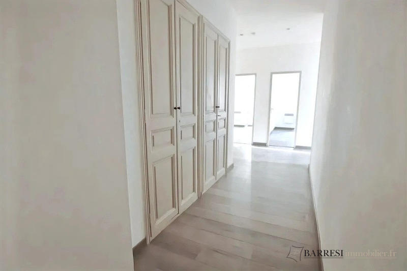 Appartement - 77 m² - 3 pièces