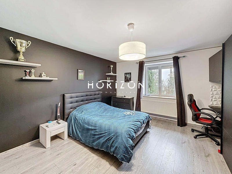 Maison ancienne - 195 m² - 7 pièces