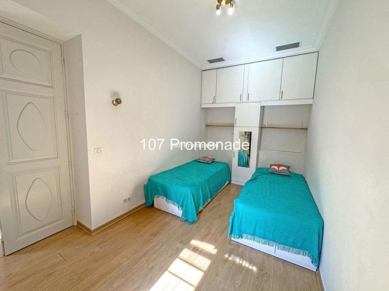 Appartement - 149 m² - 6 pièces