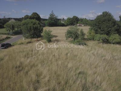 Terrain - 8 369 m²