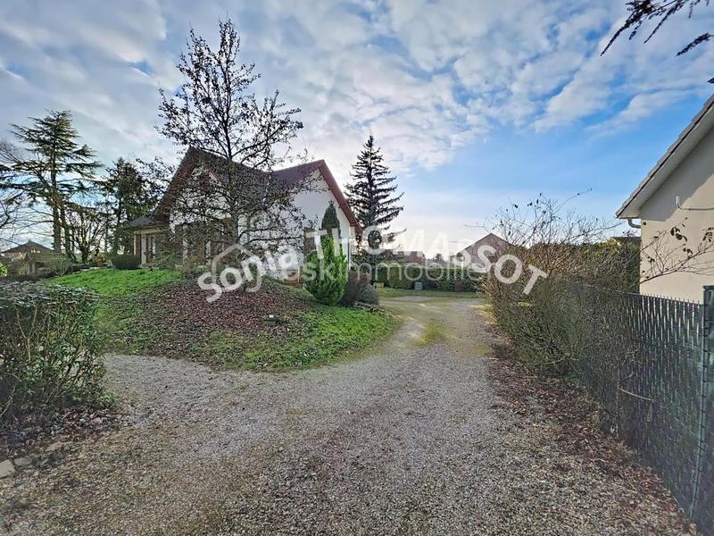 Maison - 149 m² - 7 pièces