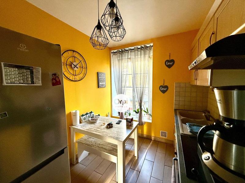 Immeuble - 211 m² - 6 pièces