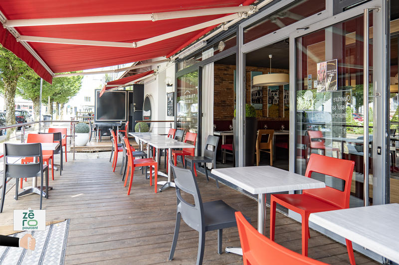 Fonds de commerce - Magasins - 160 m²