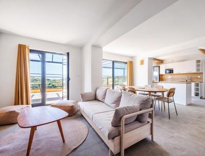 Appartement - 171 m² - 5 pièces